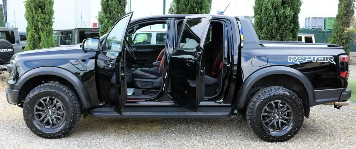Usata Ford Ranger Raptor 292 CV (214 kW) 2023 Nero metallizzato Pick-up