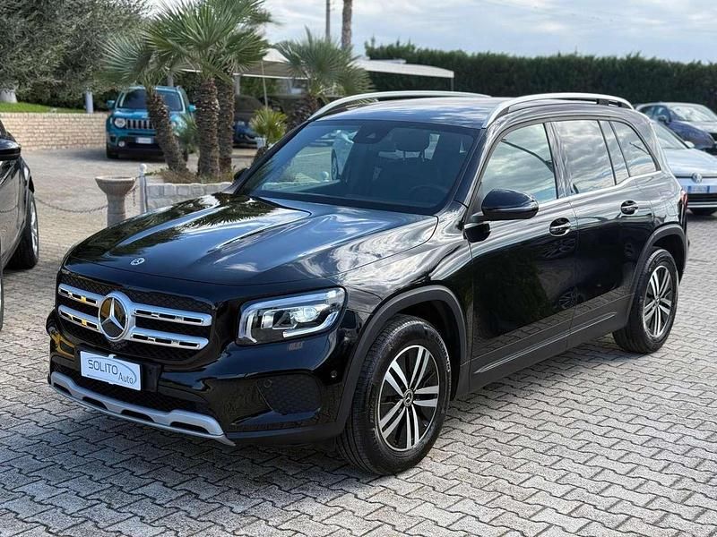 Usata Mercedes GLB180 Business 116 CV (85 kW) 2021 Nero cosmo metallizzato SUV