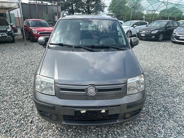 Usata Fiat Panda Dynamic 70 CV (51 kW) 2010 Grigio Utilitaria