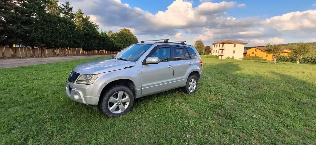 Usata Suzuki Grand Vitara 129 CV (94 kW) 2010 SUV