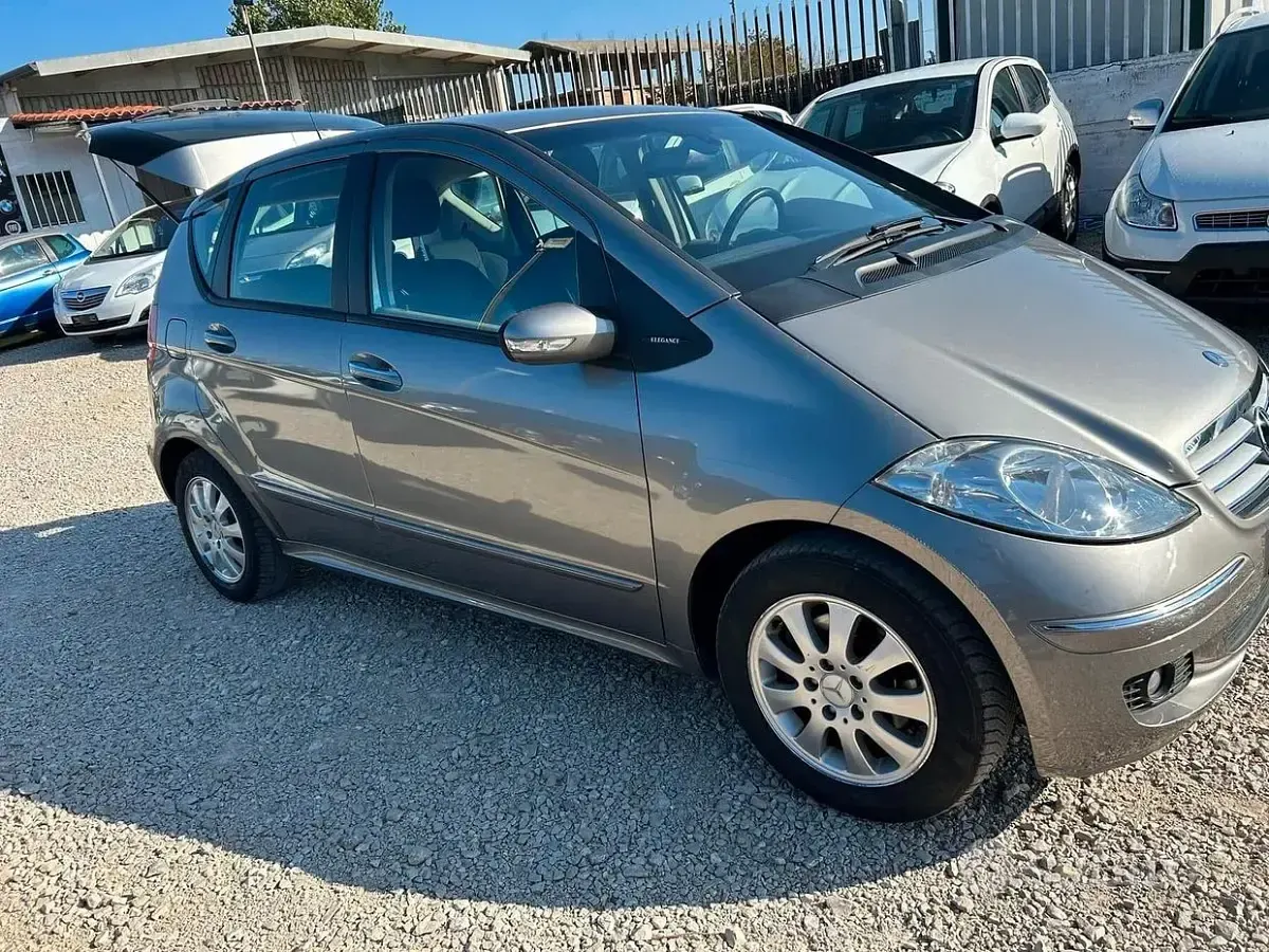 Usata Mercedes A150 Avantgarde 95 CV (69 kW) 2006 Marrone Berlina