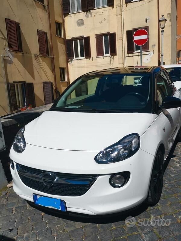 Bianco Usata 2019 Opel Adam Due volumi | 12.000 € (Molto cara) - Immagine 1/4