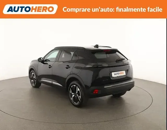Usata Peugeot 2008 Allure 101 CV (74 kW) 2025 Nero SUV