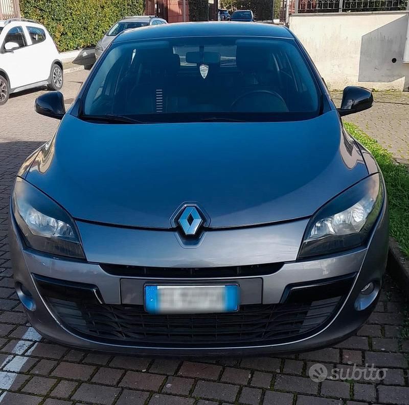 Usata Renault Mégane 2011 Grigio Berlina