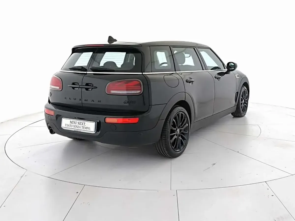 Usata Mini Cooper Clubman Classic 136 CV (100 kW) 2022 Midnight black Station wagon