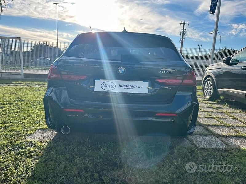 Usata BMW 116 M Sport 116 CV (85 kW) 2021 Nero Utilitaria