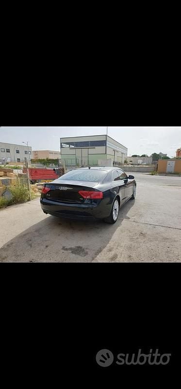 Begagnad Audi A5 177 HK (130 kW) 2012 Svart Sportkupé