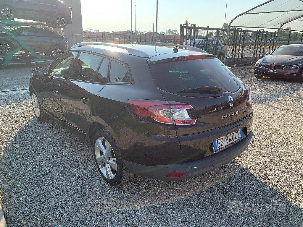 Usata Renault Mégane GrandTour 110 CV (80 kW) 2013 Marrone Station wagon