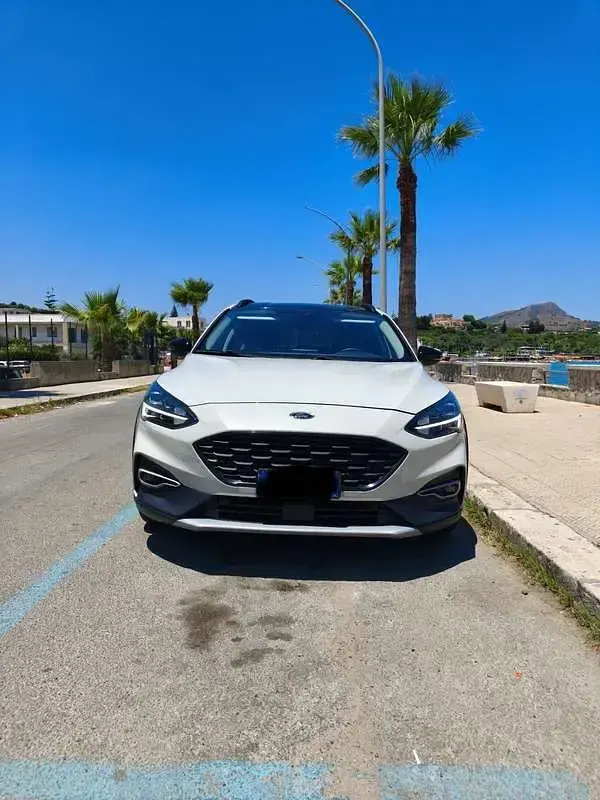 Usata Ford Focus Business Edition 120 CV (88 kW) 2019 Bianco Berlina