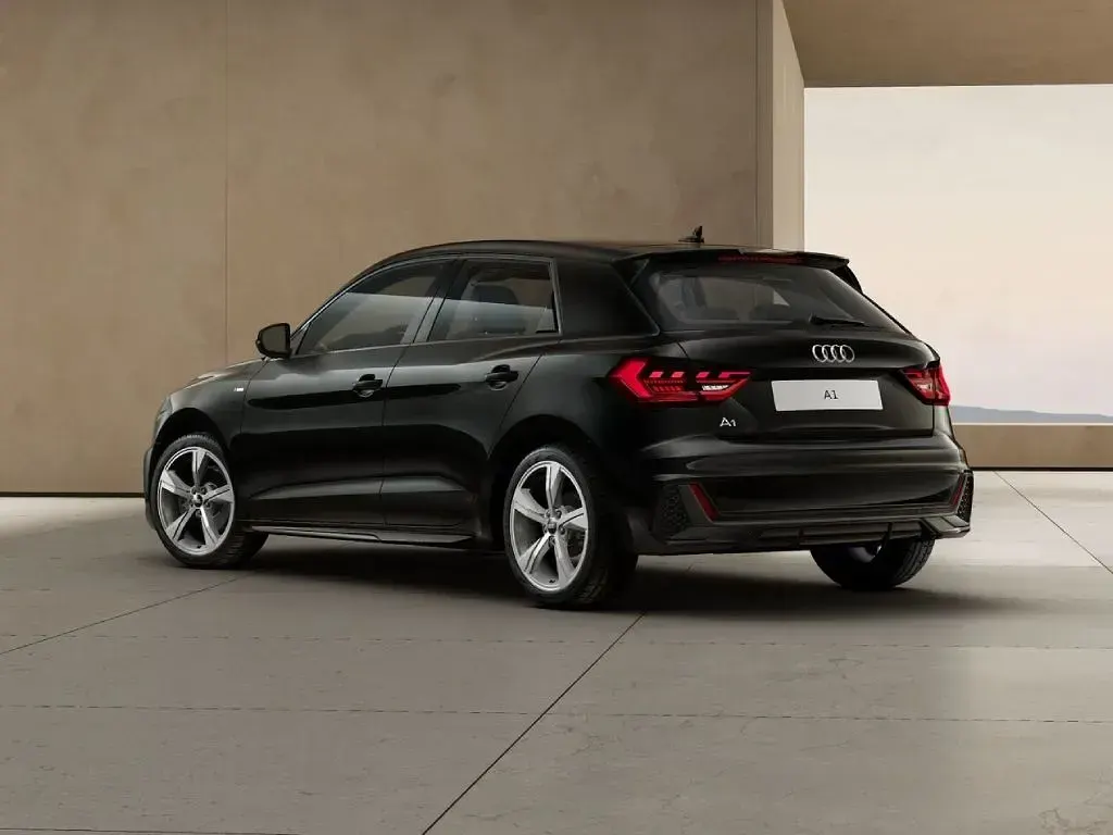 Nuova Audi A1 Sportback S-Line 116 CV (85 kW) 2026 Nero mito metallizzato Utilitaria