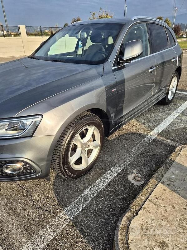 Usata Audi Q5 S-Line 150 CV (110 kW) 2016 Grigio SUV