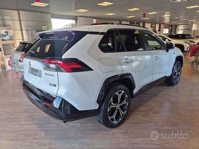 Nuova Suzuki Across 305 CV (224 kW) 2025 Bianco SUV