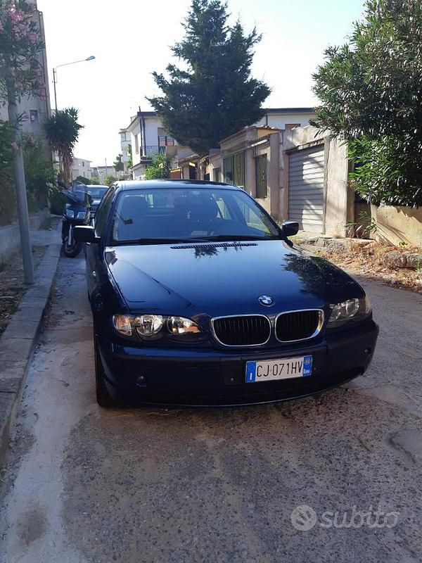 Usata BMW 320 150 CV (110 kW) 2003 Blu Berlina