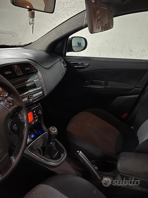 Usata Fiat Bravo Emotion 105 CV (77 kW) 2008 Rosso Utilitaria