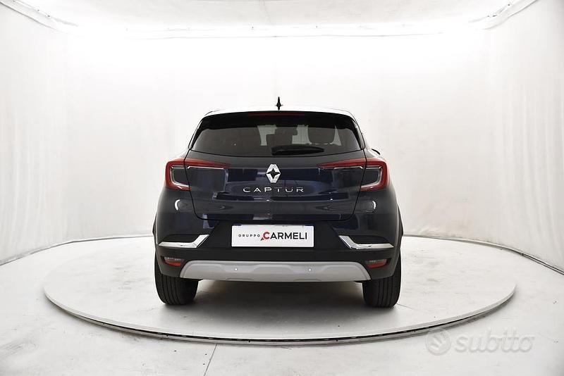 Usata Renault Captur Techno 91 CV (66 kW) 2022 Bestyle istanbul  blu marine SUV