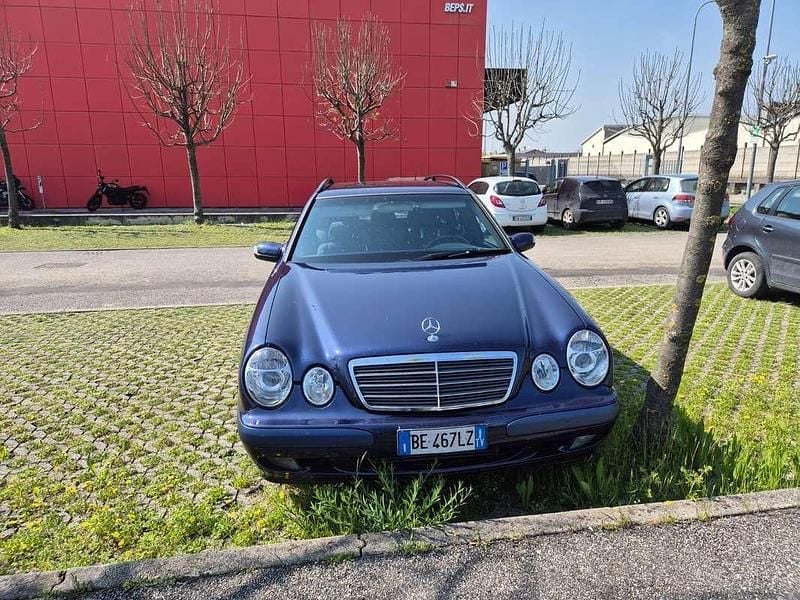 Usata Mercedes E270 Avantgarde 170 CV (125 kW) 2001 Station wagon