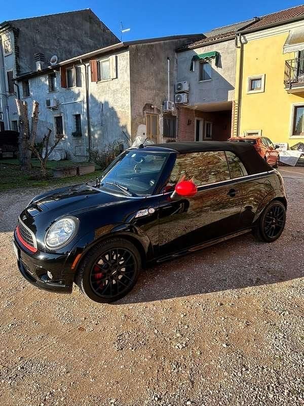 Usata Mini John Cooper Works Cabriolet 211 CV (155 kW) 2009 Nero Cabrio