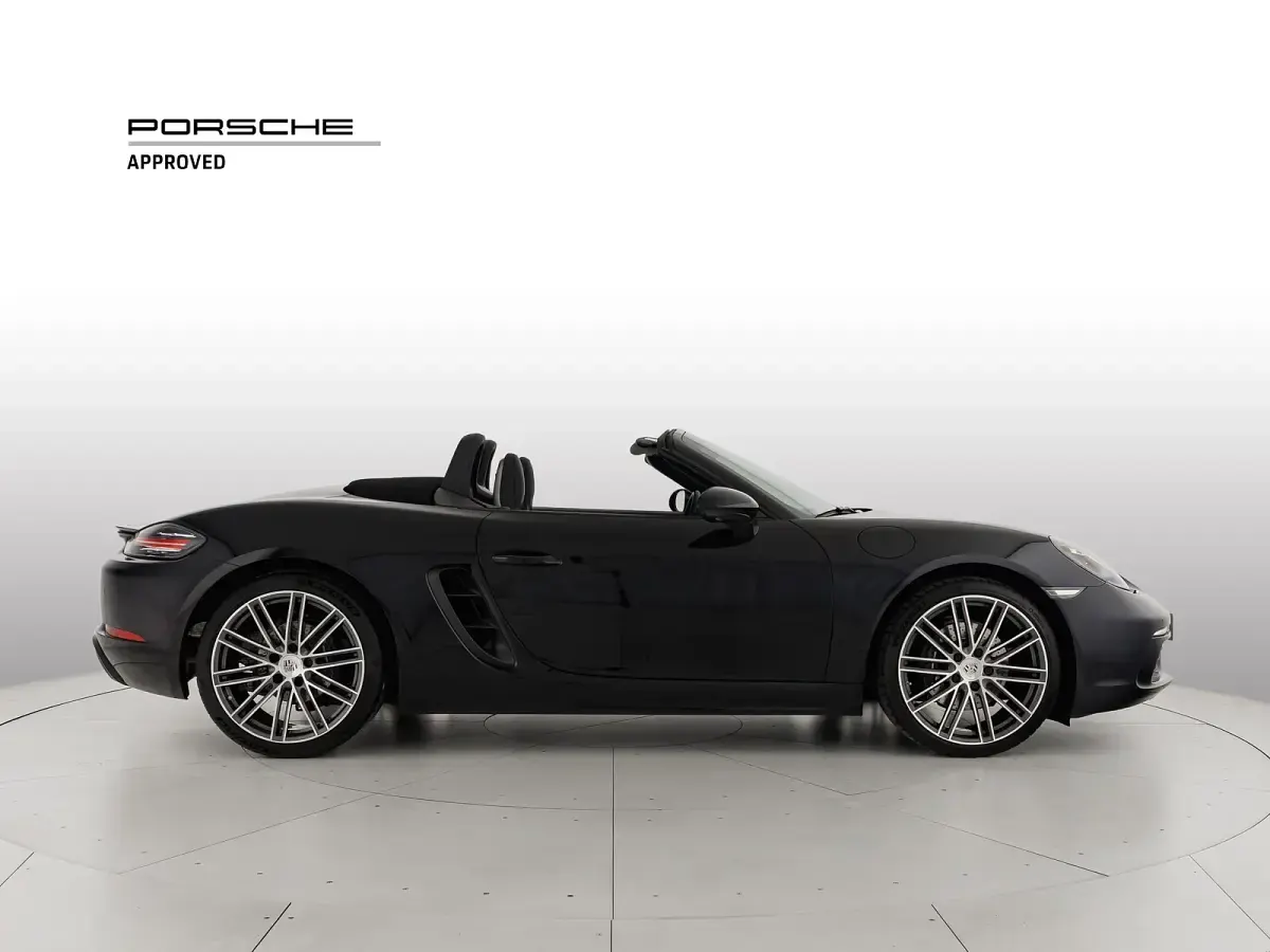 Usata Porsche 718 Boxster 300 CV (220 kW) 2024 Nero jet metallizzato/capote nera Cabrio