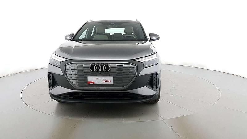 Usata Audi Q4 e-tron Business 77 kW (105 CV) 2023 Grigio taifun metallizzato SUV