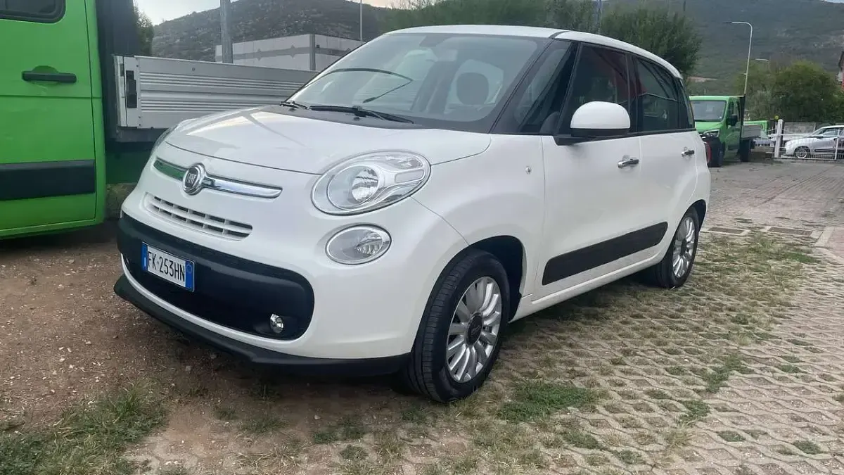 Usata Fiat 500L Lounge 95 CV (69 kW) 2017 Bianco Monovolume