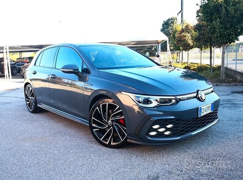Usata VW Golf VII GTD 200 CV (147 kW) 2021 Grigio Utilitaria