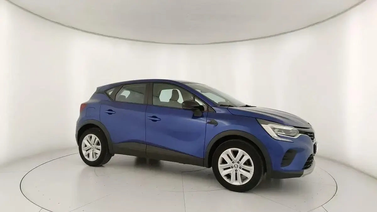 Usata Renault Captur Equilibre 100 CV (73 kW) 2024 Blu SUV