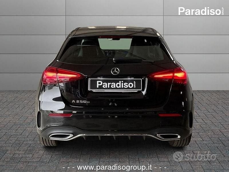 Nuova Mercedes A250 218 CV (160 kW) 2025 Nero Berlina