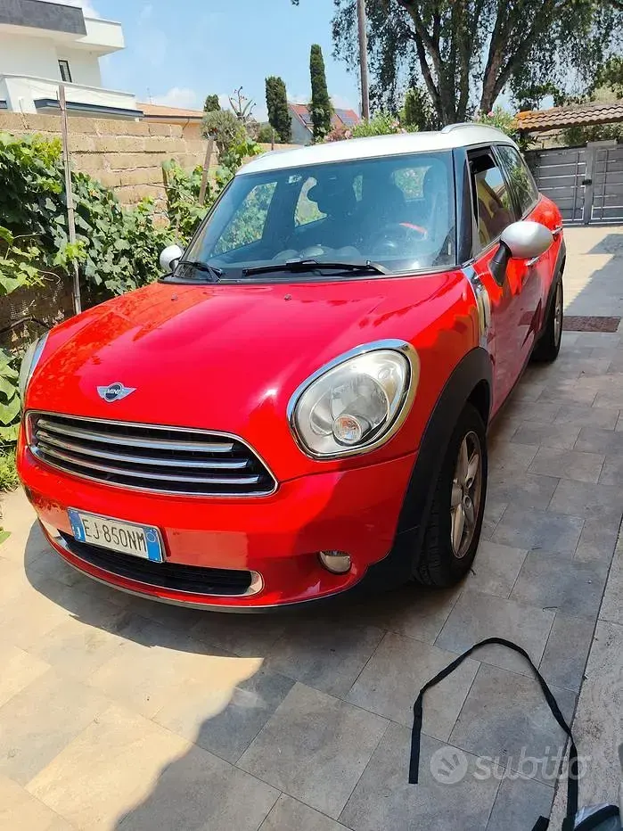 Usata Mini Countryman 111 CV (81 kW) 2011 Rosso SUV