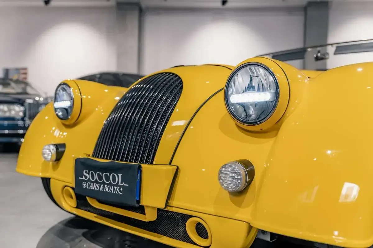 Usata Morgan Plus 340 CV (250 kW) 2020 Giallo Cabrio