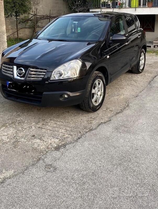 Nero Usata 2008 Nissan Qashqai SUV | 4500 € - Immagine 1/4