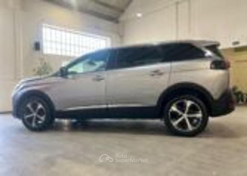 Usata Peugeot 5008 Allure 131 CV (96 kW) 2023 Grigio SUV