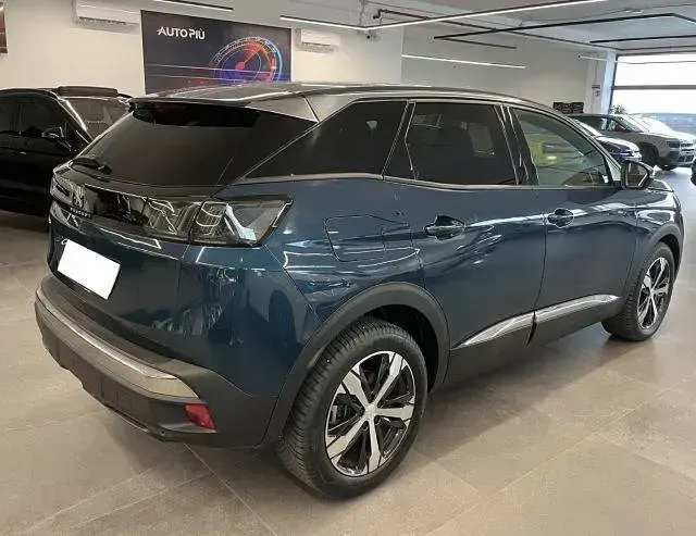 Usata Peugeot 3008 Allure 131 CV (96 kW) 2023 Blu SUV