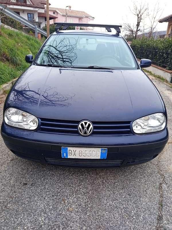 Usata VW Golf IV 105 CV (77 kW) 2001 Berlina