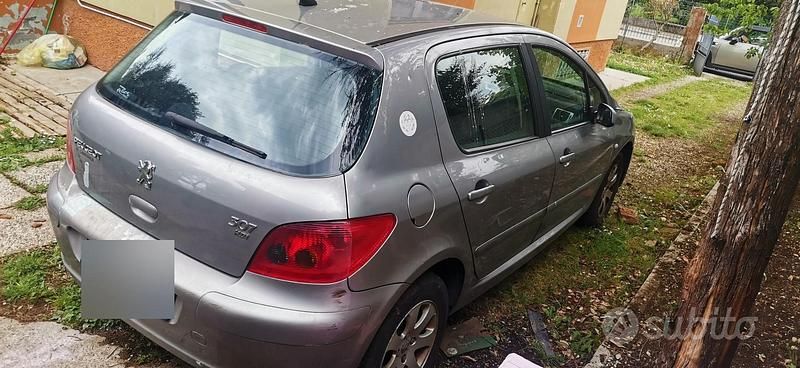 Usata Peugeot 307 68 CV (50 kW) 2005 Grigio Berlina