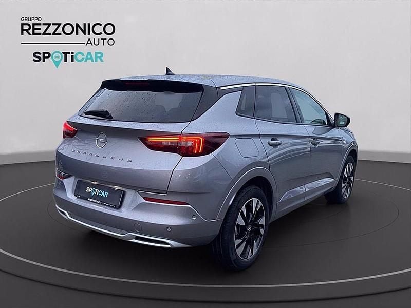 Usata Opel Grandland X Business Elegance 131 CV (96 kW) 2022 Grigio metallizzato SUV