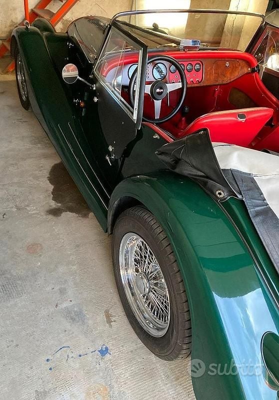 Usata Morgan Plus 4 140 CV (102 kW) 1995 Verde Cabrio