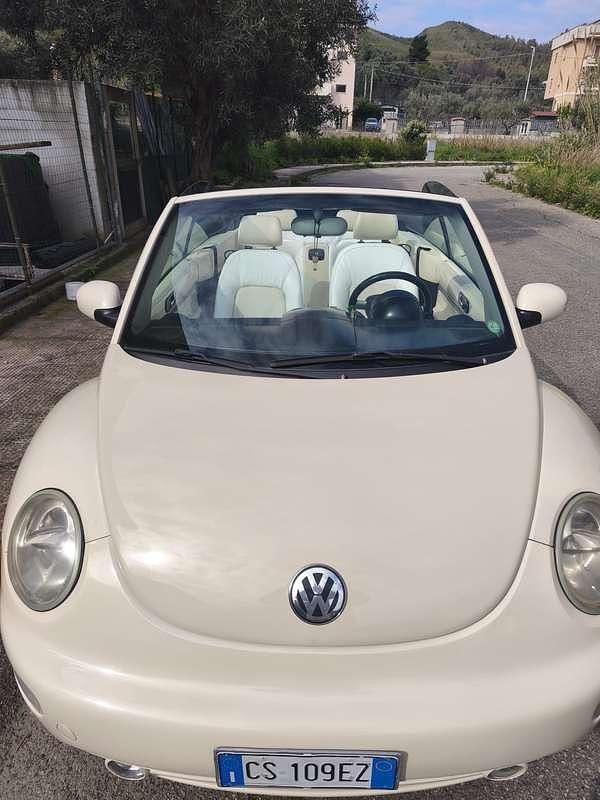 Usata VW New Beetle 101 CV (74 kW) 2004 Utilitaria