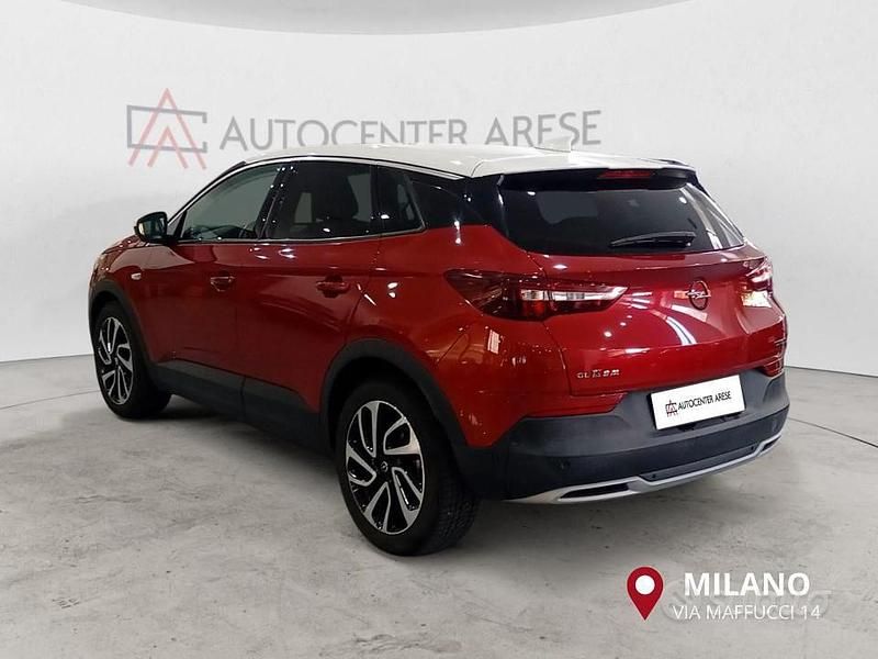 Usata Opel Grandland X Ultimate 131 CV (96 kW) 2019 Rosso con tetto bianco metallizzato SUV