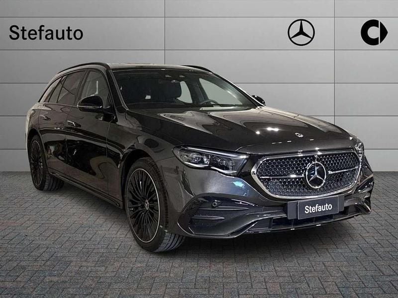 Grigio grafite Nuova 2025 Mercedes E220 AMG Line Premium Station wagon | 70.900 € (Ottimo prezzo) - Immagine 1/4