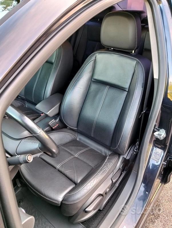 Usata Opel Astra Cosmo 160 CV (117 kW) 2010 Nero Berlina