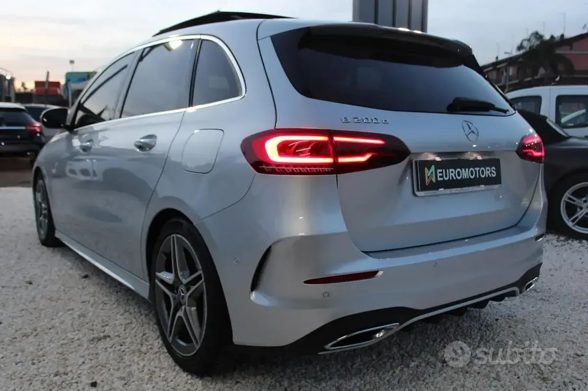 Usata Mercedes 200 163 CV (119 kW) 2019 Grigio Berlina