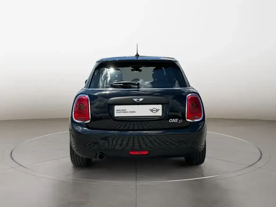 Usata Mini One D 95 CV (69 kW) 2017 Nero Utilitaria