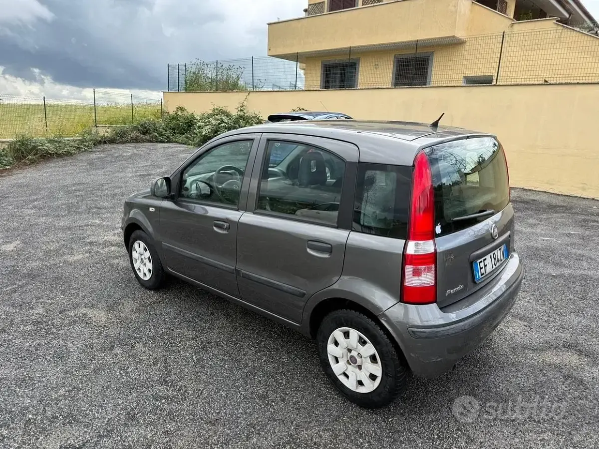 Usata Fiat Panda Easy 69 CV (50 kW) 2012 Marrone Utilitaria