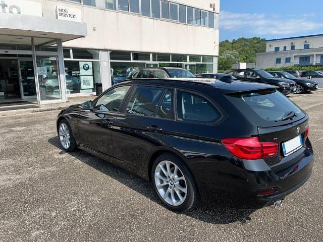 Usata BMW 320 Comfort Edition 190 CV (139 kW) 2018 Nero Station wagon