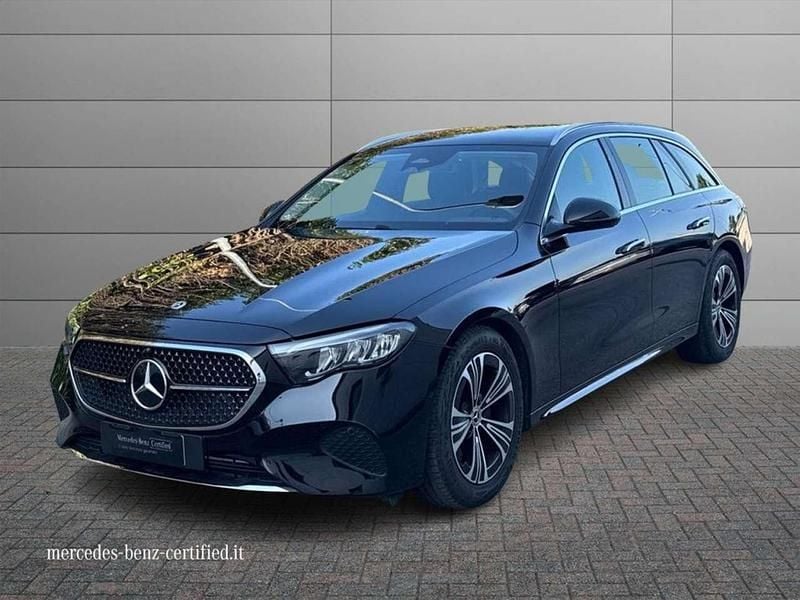 Nero Usata 2024 Mercedes E220 Advanced Station wagon | 48.900 € (Super prezzo) - Immagine 1/4