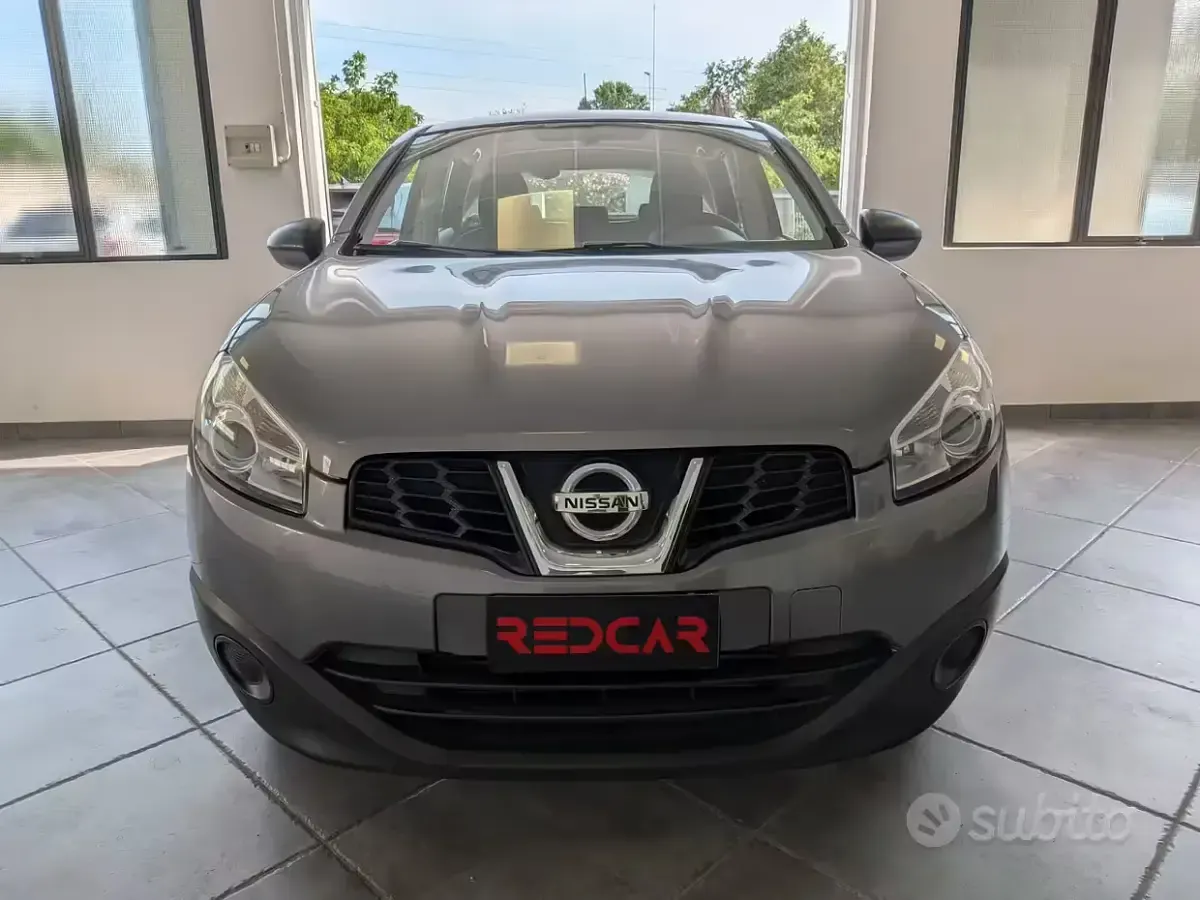 Usata Nissan Qashqai Acenta 110 CV (80 kW) 2012 Grigio SUV
