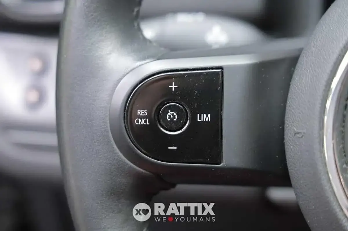 Usata Mini Cooper Business 150 CV (110 kW) 2022 Nero Utilitaria