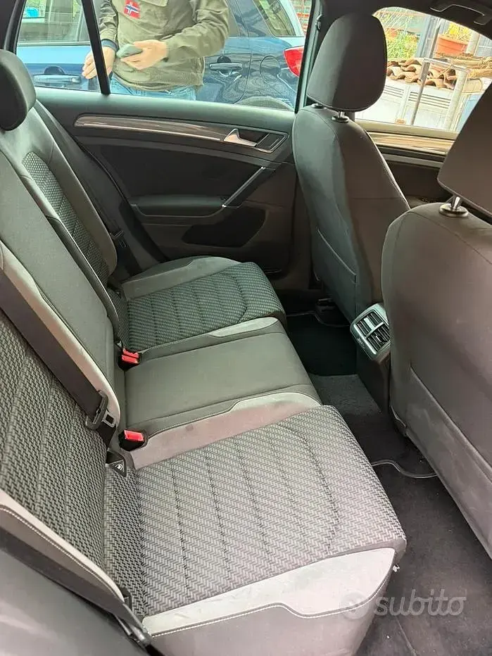 Usata VW Golf VII R-line 116 CV (85 kW) 2017 Berlina