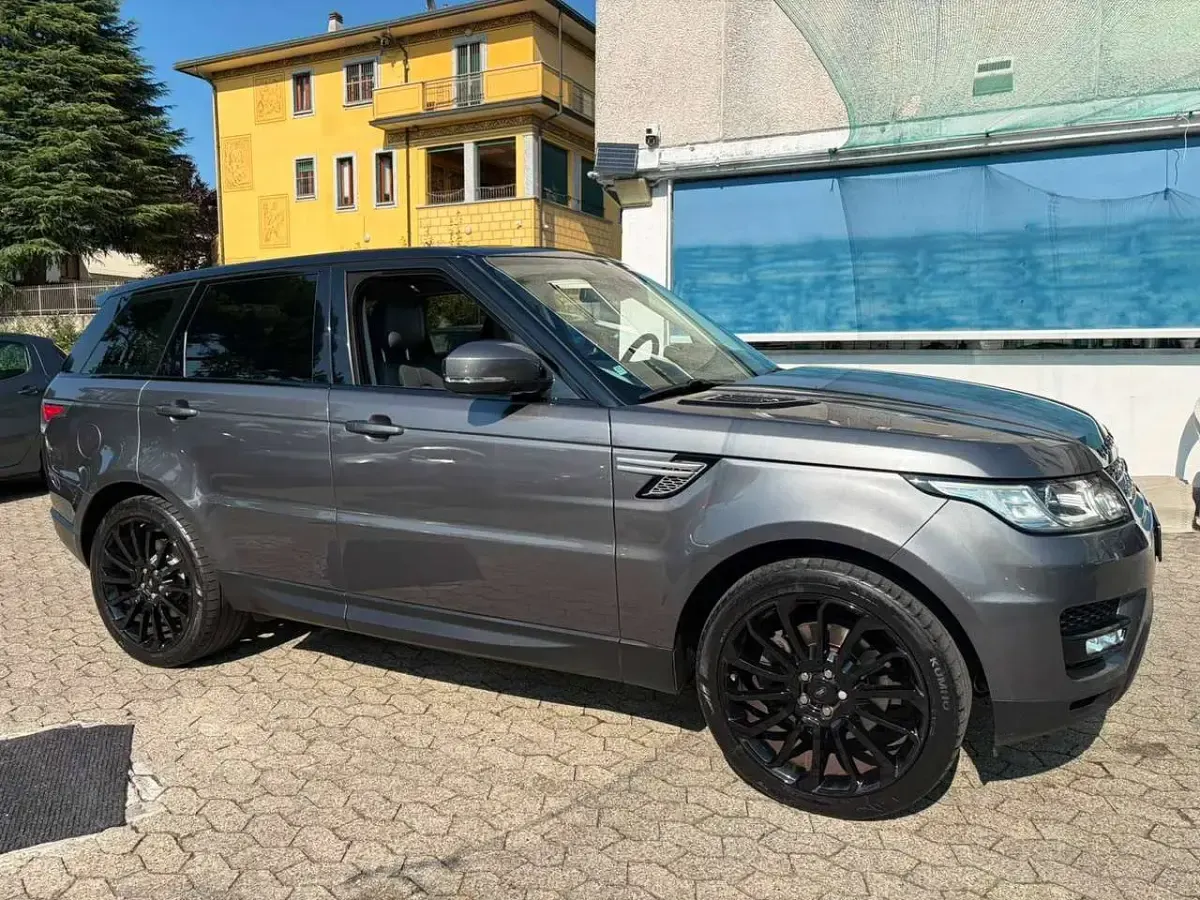 Usata Land Rover Range Rover HSE Dynamic 249 CV (183 kW) 2015 Grigio SUV