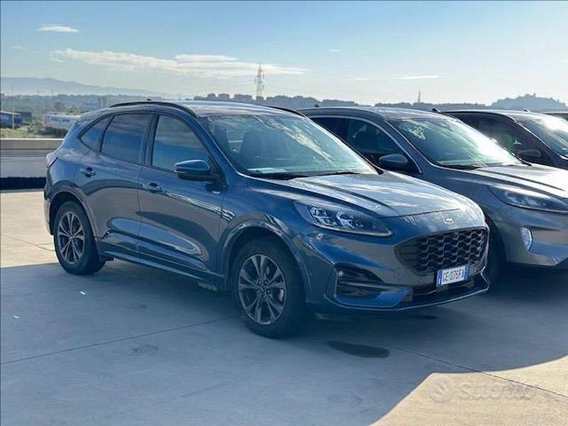 Usata Ford Kuga ST-Line 225 CV (165 kW) 2021 Blu SUV